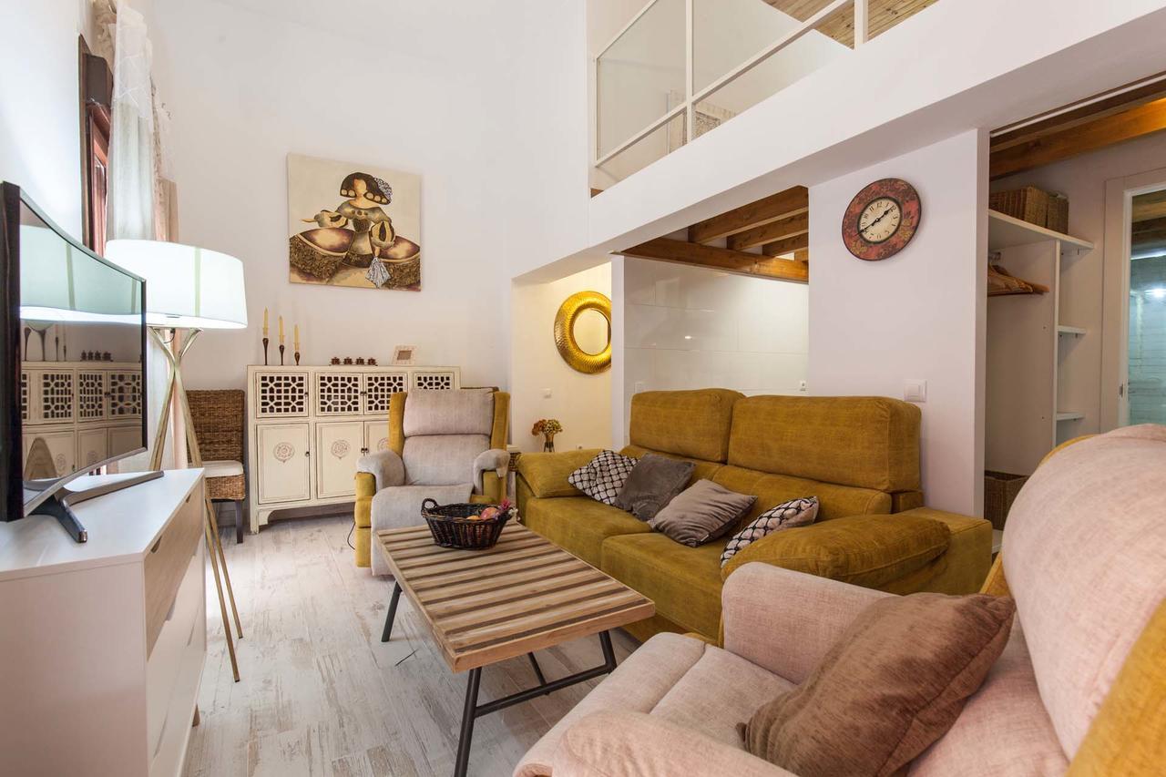 Apartament Loft / Duplex With Charming Historic Center. Wifi Sewilla Zewnętrze zdjęcie
